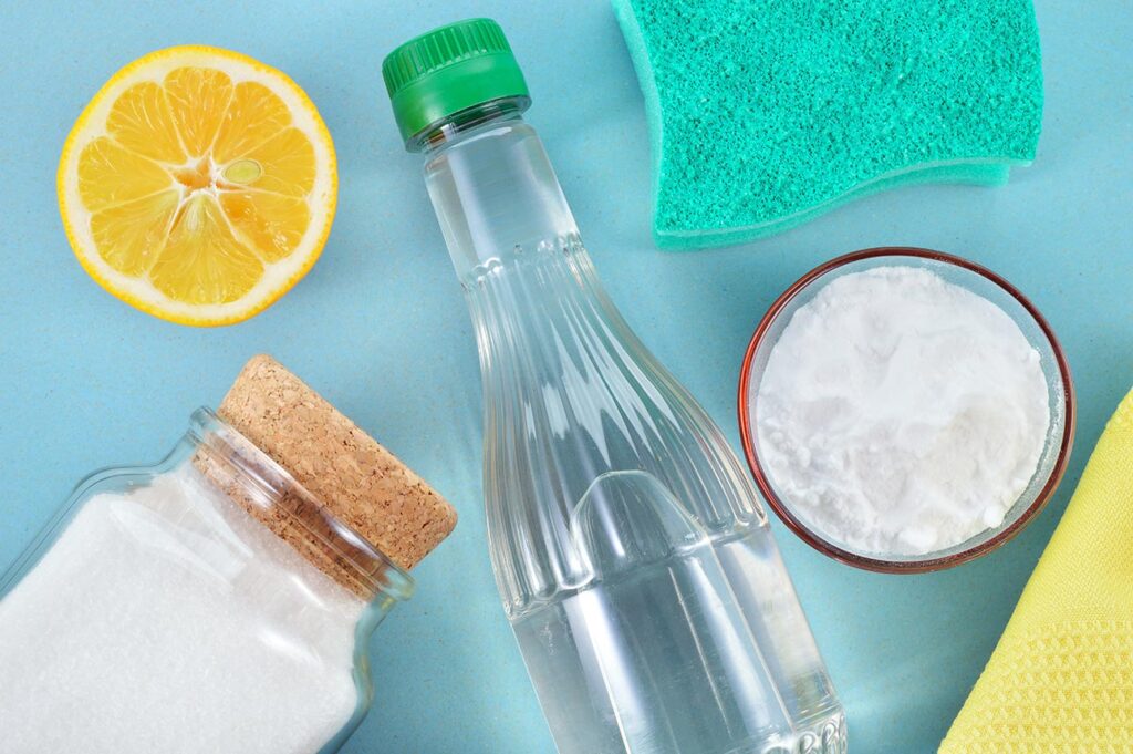 3 Natural Cleaners