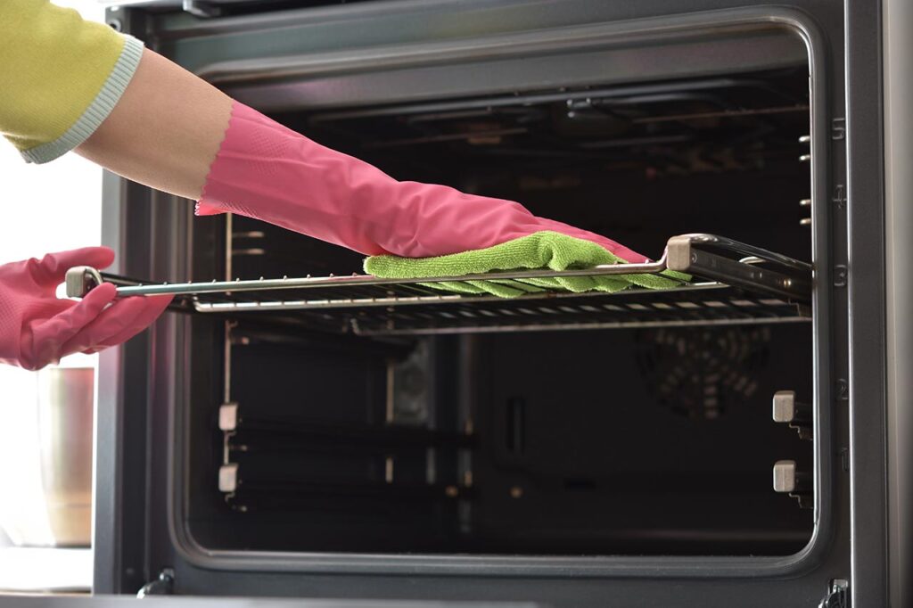 How to Clean Your Oven Racks